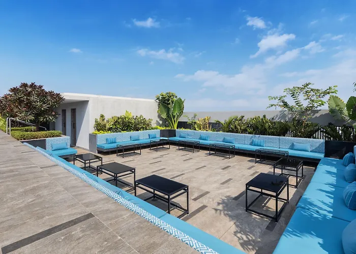 Fairfield By Marriott Mumbai International Airport Hotel